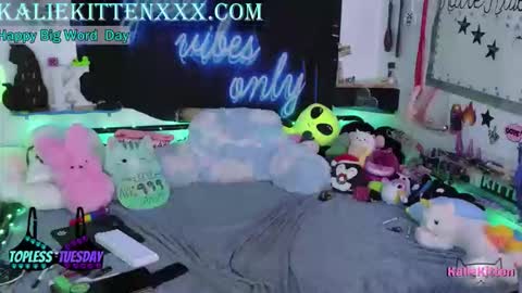 KalieKitten online show from April 21, 9:55 pm