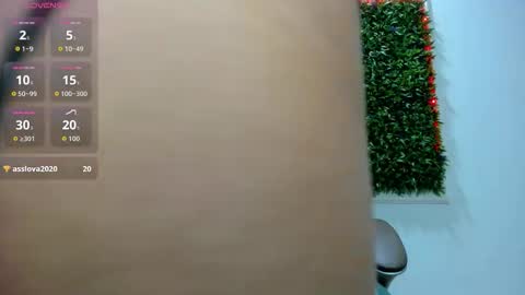 Snapshot of kally_k chatting on October 23, 7:26 pm Kally online show from October 23, 7:26 pm