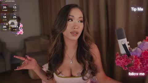 kamilee__xo online show from July 29, 3:45 pm
