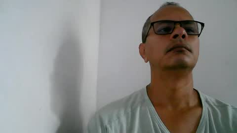 Kamilo online show from June 23, 12:55 pm