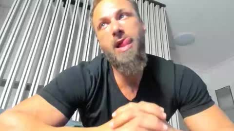 Kane OF strongkane online show from November 3, 4:30 pm