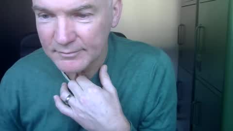 Robbie online show from January 11, 10:51 am