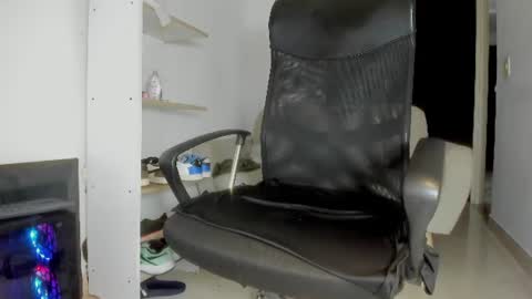 Karim online show from July 30, 2:23 am
