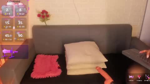 Snapshot of karina_gomez_18 chatting on September 20, 11:35 am Kari online show from September 20, 11:35 am