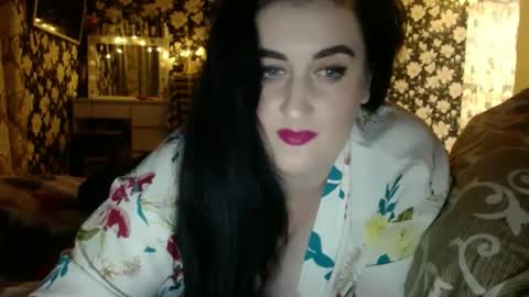 Snapshot of karinkabrunetka2 chatting on December 3, 5:06 pm karinkabrunetka2 online show from December 3, 5:06 pm