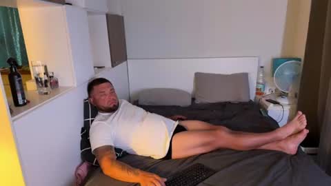 karl_and_klara online show from July 16, 7:39 pm