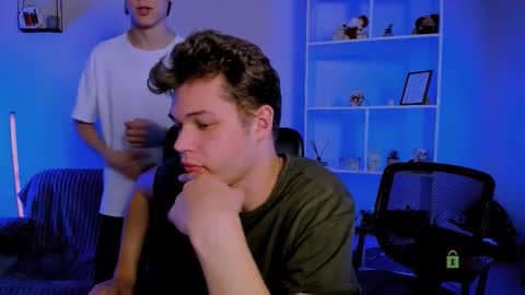 Karl online show from November 28, 8:05 pm