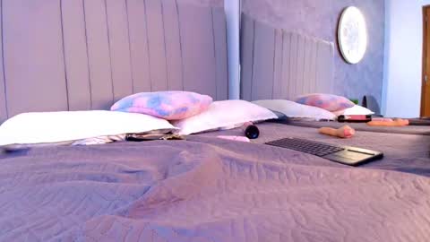 Karla online show from September 25, 7:54 pm