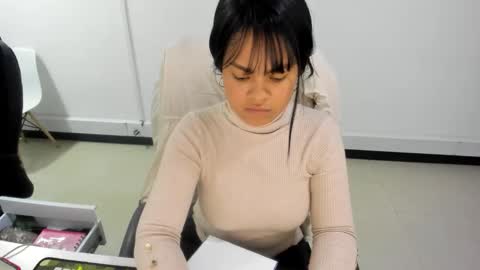 Snapshot of karla_cg chatting on October 22, 5:14 pm karla_cg online show from October 22, 5:14 pm