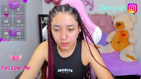 Snapshot of karla_cutee1 chatting on October 4, 6:44 am karla online show from October 4, 6:44 am
