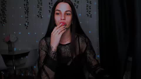 Snapshot of karla_lim chatting on February 3, 9:50 pm karla_lim online show from February 3, 9:50 pm