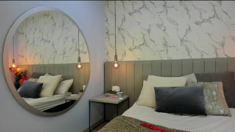 karlla_brown online show from March 29, 11:45 am