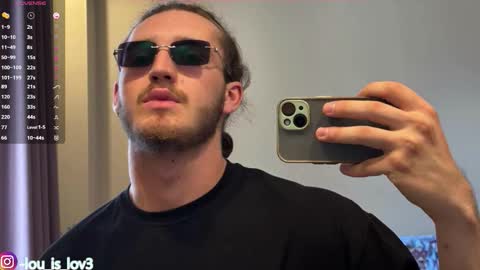 Karlos and Louis online show from October 3, 4:21 am