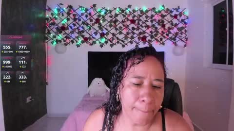 Snapshot of karly_closson chatting on October 11, 3:22 am Karly online show from October 11, 3:22 am
