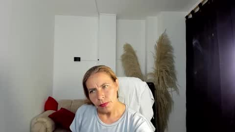 KARLYE online show from March 25, 1:23 am