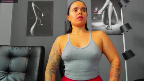 Snapshot of karlyjons_ chatting on October 11, 6:55 pm online show from October 11, 6:55 pm