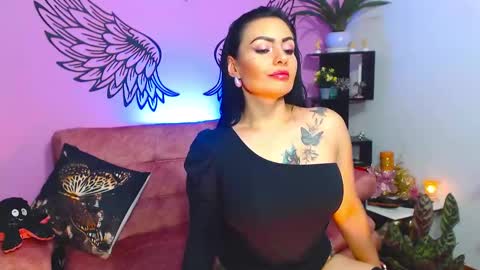 Snapshot of karol_kennedy chatting on February 23, 5:34 am Karol Kenedy online show from February 23, 5:34 am