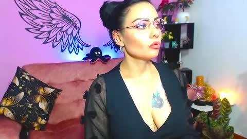 Snapshot of karol_kennedy chatting on January 25, 6:12 am Karol Kenedy online show from January 25, 6:12 am