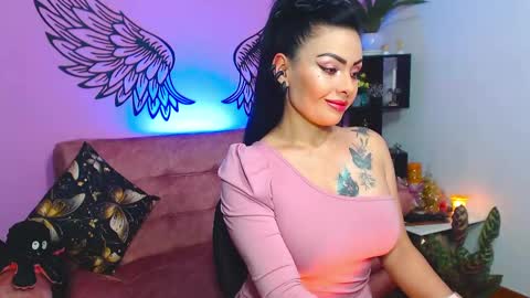 Snapshot of karol_kennedy chatting on March 7, 6:13 am Karol Kenedy online show from March 7, 6:13 am