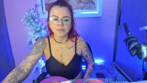 kAROL MILF   online show from February 13, 12:35 am