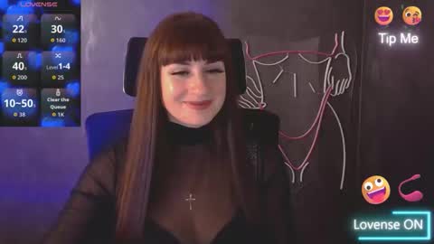 Caroline online show from October 12, 8:40 am