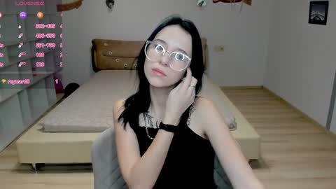 Snapshot of karolinablack chatting on January 19, 12:50 pm Karolina online show from January 19, 12:50 pm