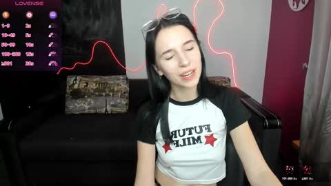 Snapshot of karolinablack chatting on February 27, 10:01 am Karolina online show from February 27, 10:01 am