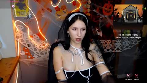 Karolina online show from October 31, 7:42 am