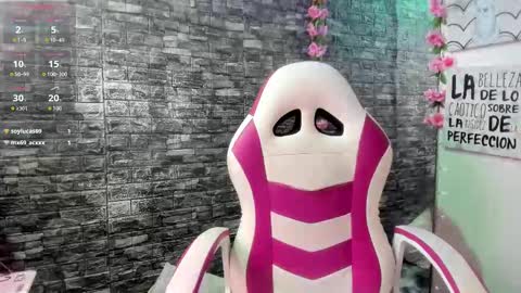 KAROLL online show from October 25, 1:22 pm