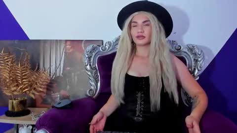 Miss K. online show from June 21, 4:52 am