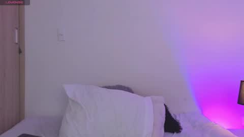 kasey online show from November 18, 2:09 pm