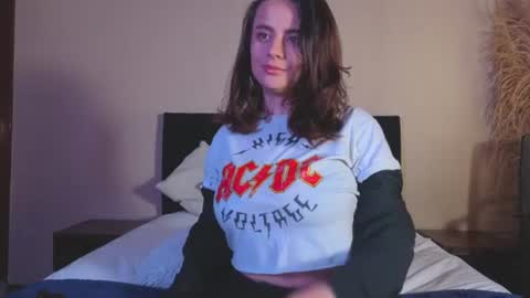 kassandra james online show from July 16, 2:42 pm