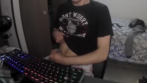 Snapshot of kassey12 chatting on February 16, 4:31 am AndyFuck online show from February 16, 4:31 am