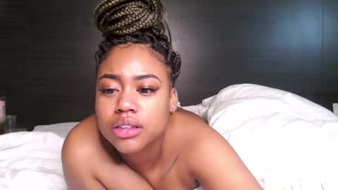 Snapshot of kat2025 chatting on December 7, 4:48 am BriannaBrave online show from December 7, 4:48 am