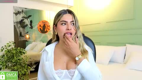 Kat online show from October 27, 11:54 am