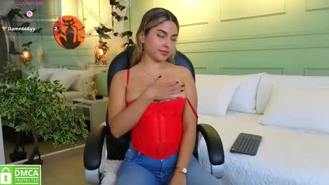 Kat online show from October 17, 12:09 pm