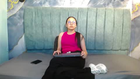 Katalina online show from February 28, 8:24 pm