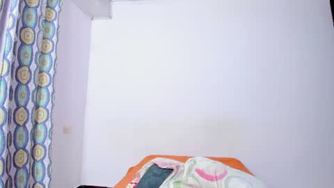 katalina_rivera online show from July 28, 11:59 pm