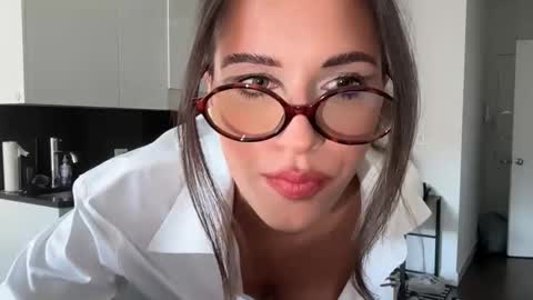 katarasimon online show from October 22, 4:41 pm