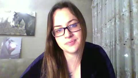 Snapshot of katarios_x chatting on October 19, 4:22 pm katarios online show from October 19, 4:22 pm