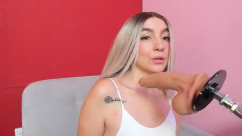 Kate  online show from March 14, 11:58 am