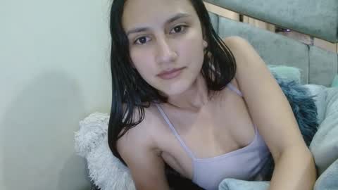 Snapshot of kate_davies chatting on October 17, 3:32 am kate online show from October 17, 3:32 am