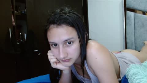 Snapshot of kate_davies chatting on March 2, 9:22 pm kate online show from March 2, 9:22 pm
