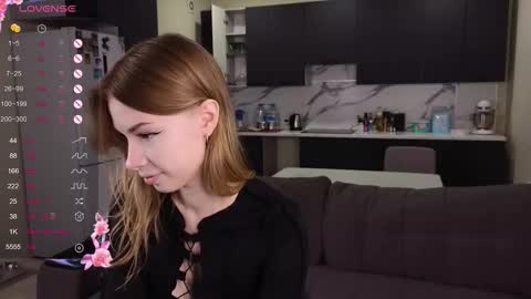 kate_krayy online show from October 22, 6:09 pm