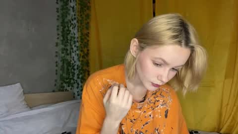 kate_mikki online show from January 8, 10:43 am