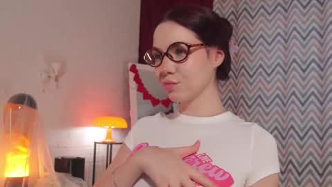 Kate online show from March 10, 9:24 am