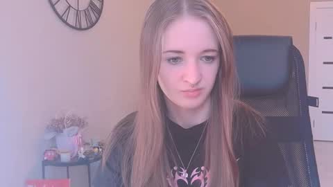Snapshot of katekayer chatting on September 17, 8:51 am katekayer online show from September 17, 8:51 am