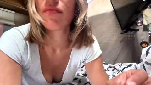 Katelin online show from November 11, 11:18 pm