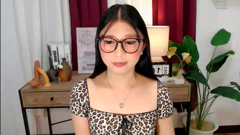 KATE online show from December 15, 5:42 pm