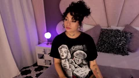 KatheGomez  online show from April 18, 3:19 am